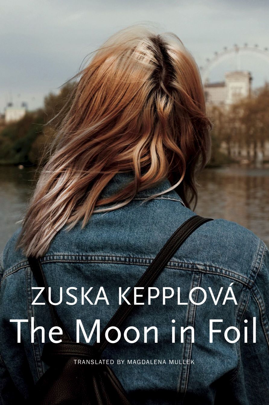 front cover of Zuska Kepplova – The Moon in Foil